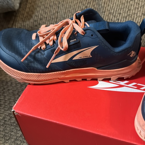 Outdoor shoes - Picture 2 of 2